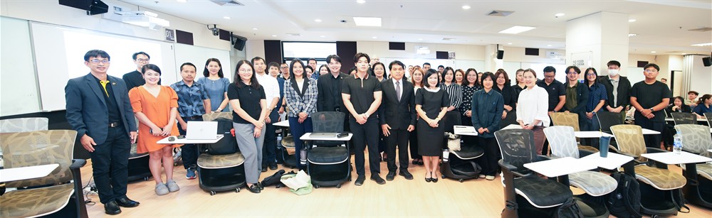 UPCC-690814A-Pano-03.jpg
